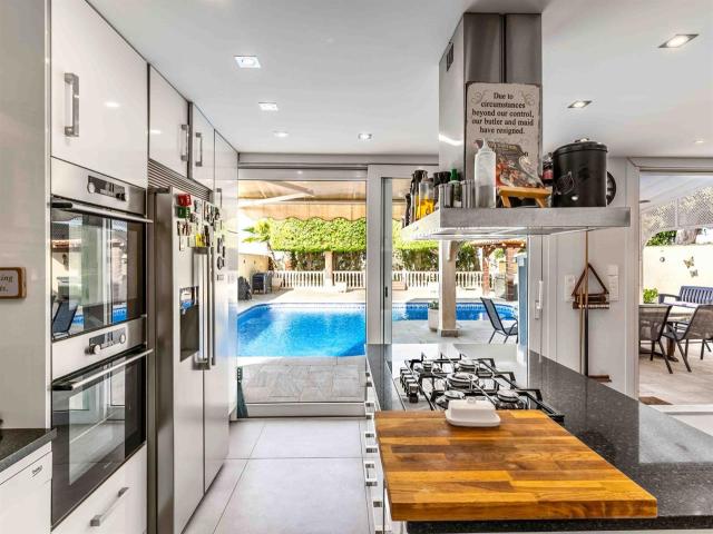 5 bedroom villa in GARRUCHA