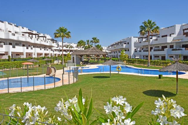 2 bedroom apartamento in San Juan de los Terreros