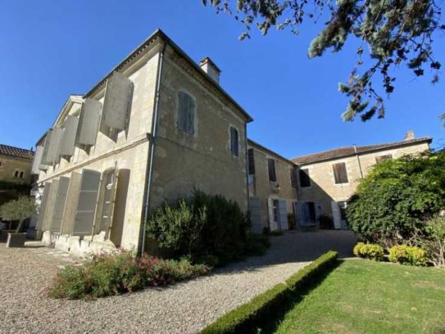 6 bedroom House in Condom