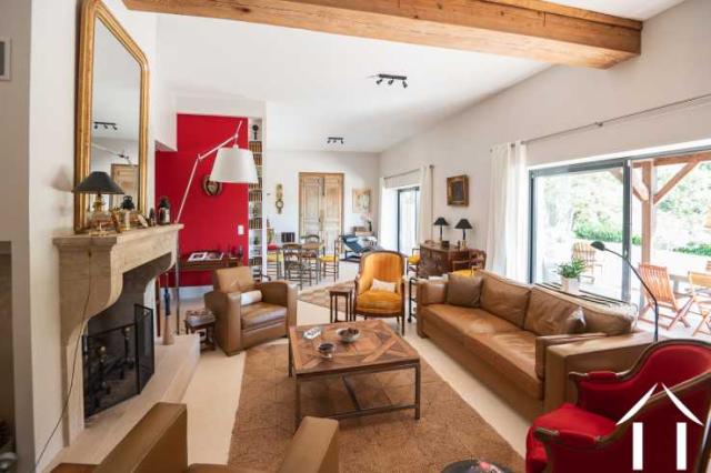 6 bedroom Country House in Beaune