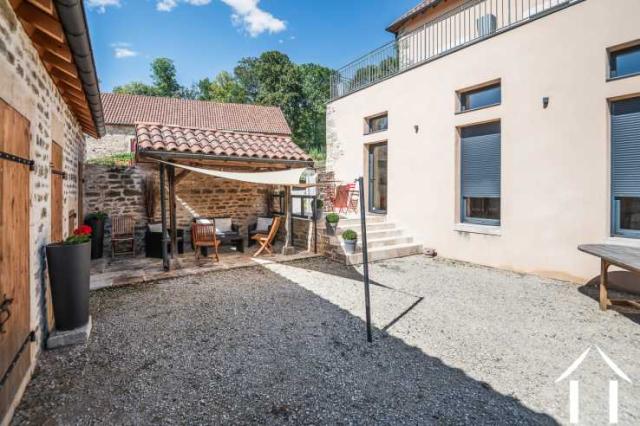 6 bedroom Country House in Beaune