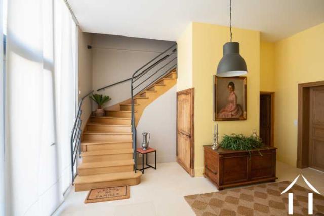 6 bedroom Country House in Beaune