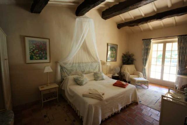 7 bedroom Country House in Correns