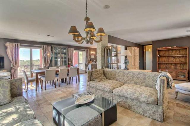 4 bedroom House in Seillans