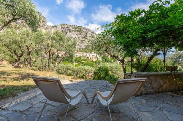 5 bedroom House in Moustiers-Sainte-Marie
