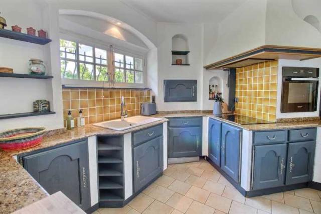 5 bedroom Country House in Seillans