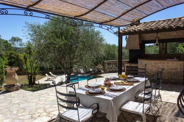 5 bedroom Country House in Seillans