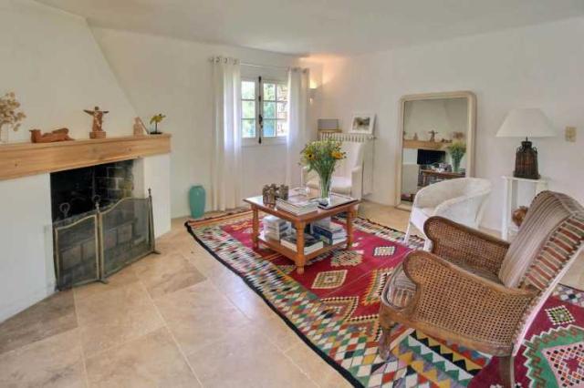 5 bedroom Country House in Fayence