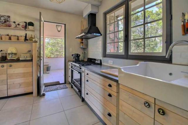 5 bedroom Country House in Saint-Paul-en-Forêt