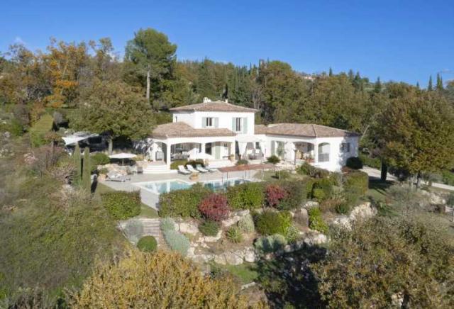 5 bedroom House in Fayence