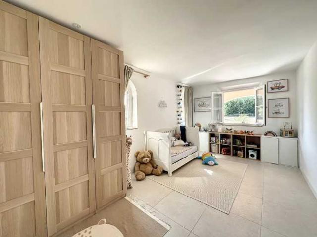 4 bedroom House in Callian