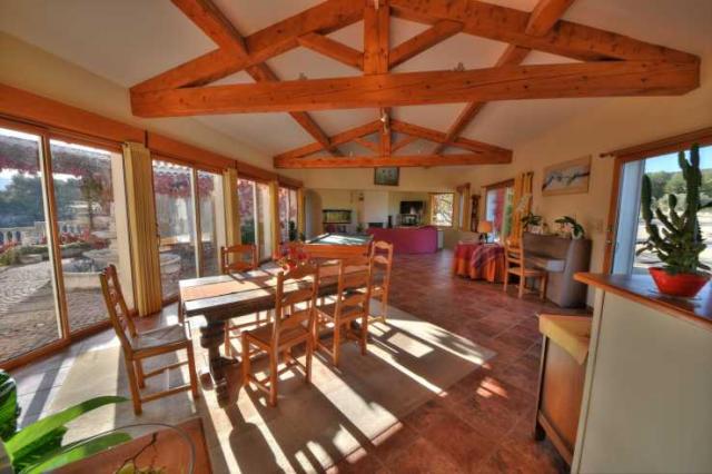 5 bedroom Country House in Bauduen
