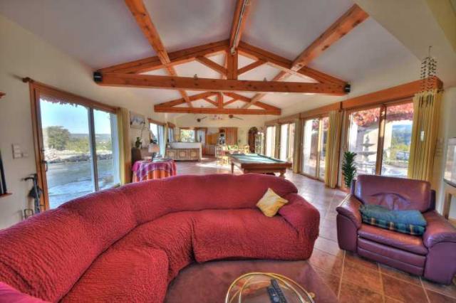 5 bedroom Country House in Bauduen