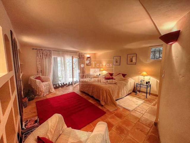 4 bedroom House in Lorgues