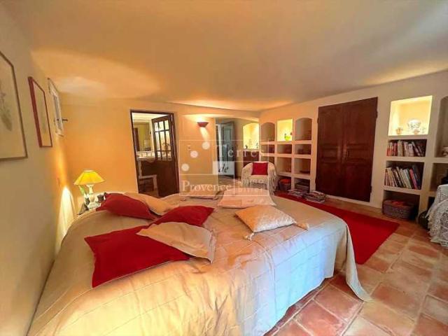 4 bedroom House in Lorgues