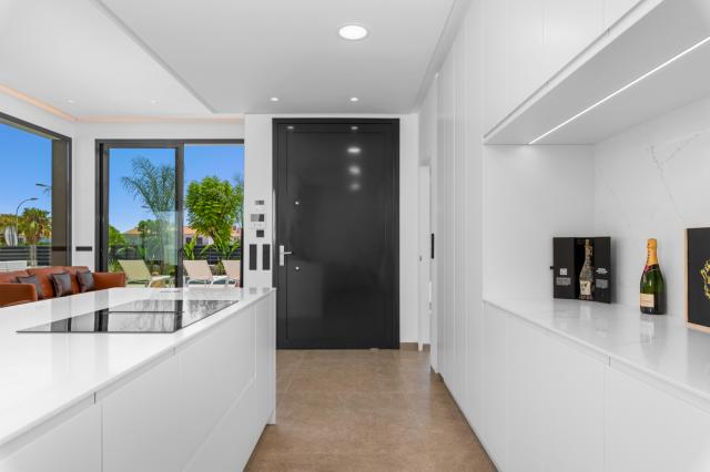 4 bedroom Detached Villa in Alicante