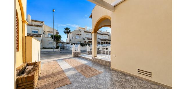 2 bedroom Town House in Playa Flamenca