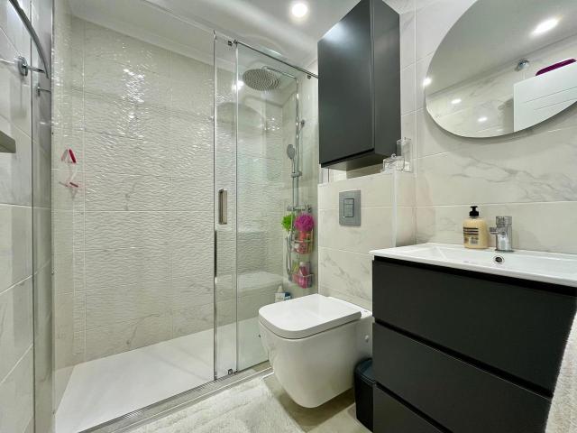 4 bedroom Apartment in Torrevieja