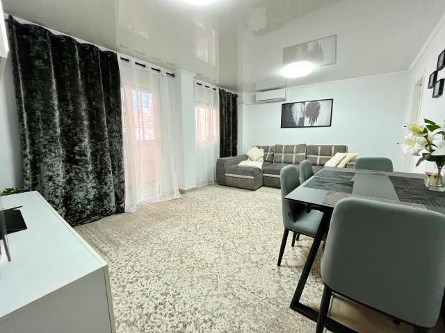 4 bedroom Apartment in Torrevieja