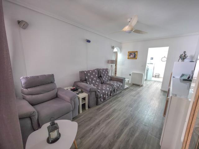 2 bedroom Apartment in Los Montesinos