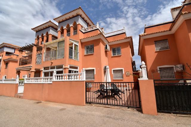 2 bedroom Apartment in Playa Flamenca