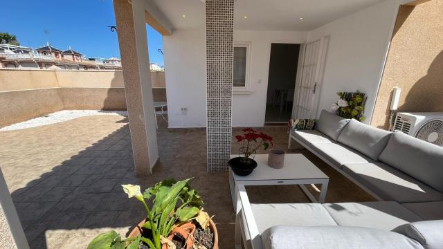 2 bedroom Detached Villa in Playa Flamenca