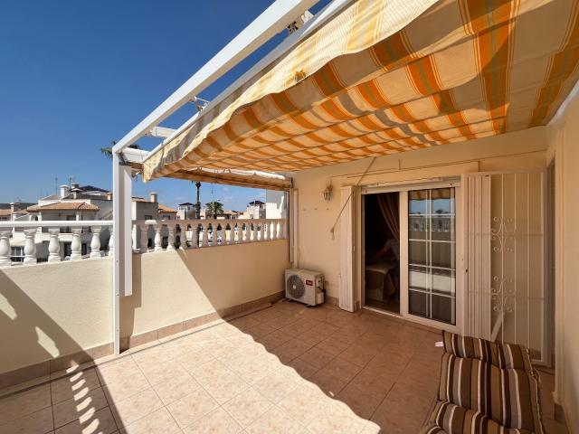 3 bedroom Quad House in Playa Flamenca