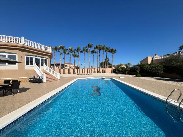 5 bedroom Detached Villa in Catral
