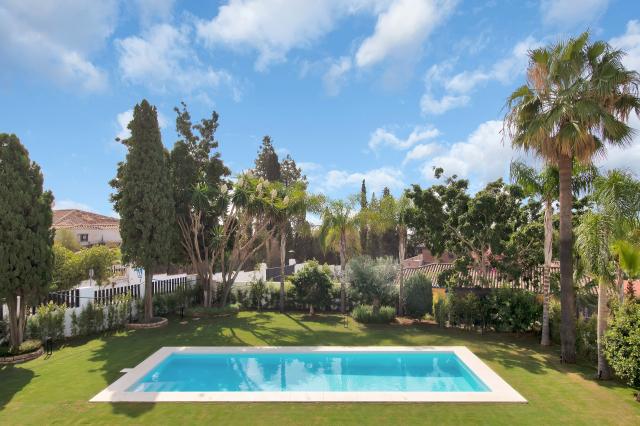 6 bedroom Villa in Marbella