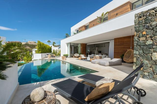 5 bedroom Villa in Marbella