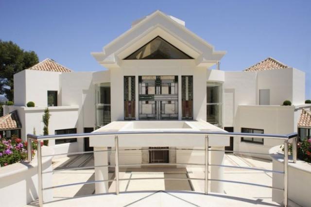 6 bedroom Villa in Marbella