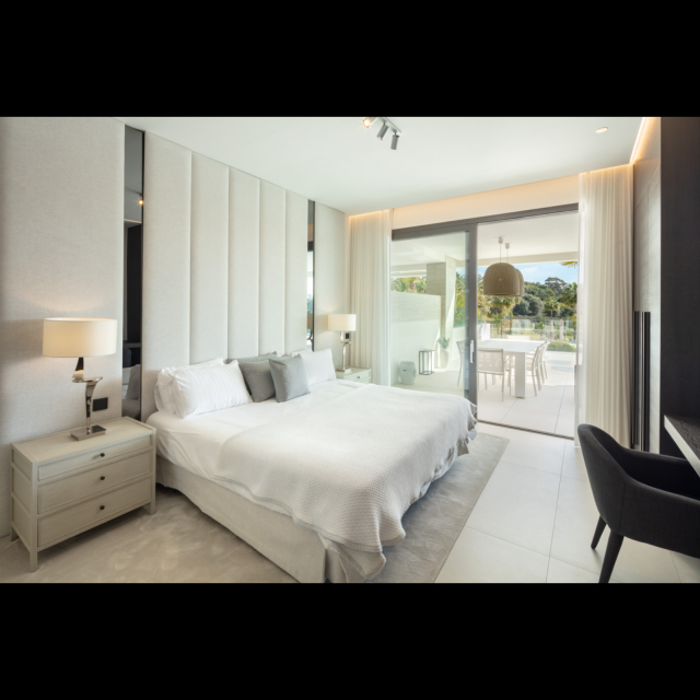 4 bedroom Apartment in Marbella