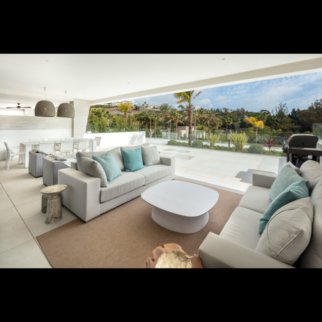 4 bedroom Apartment in Marbella