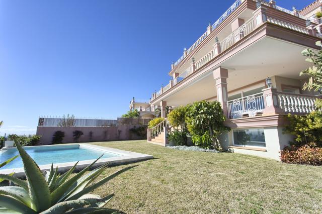 8 bedroom Villa in Marbella
