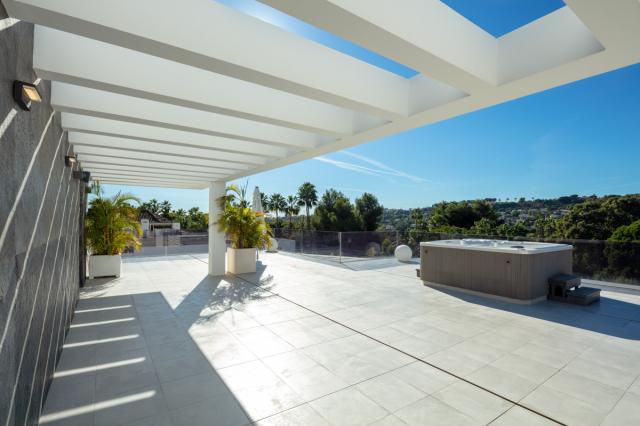 5 bedroom Villa in Marbella