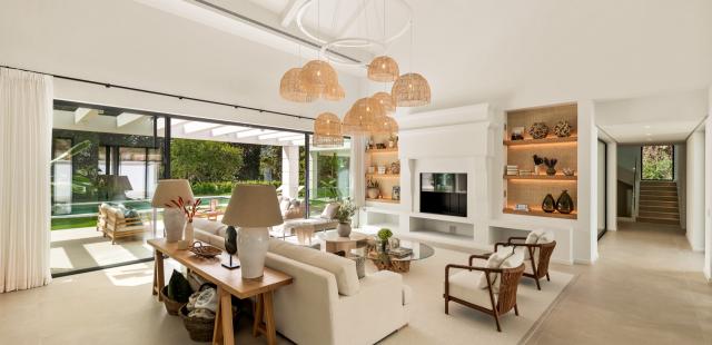 5 bedroom Villa in Estepona