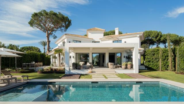 5 bedroom Villa in Marbella