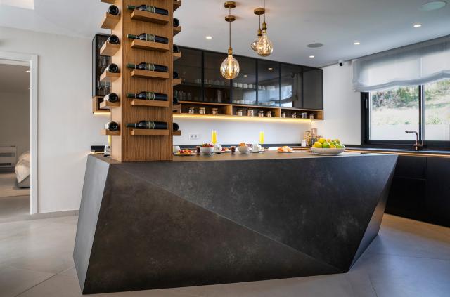 6 bedroom Villa in Marbella