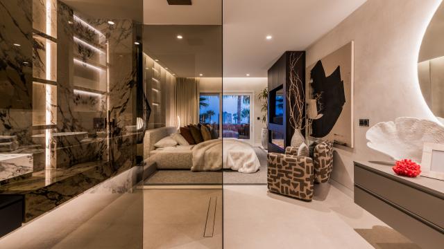 4 bedroom Apartment in Estepona