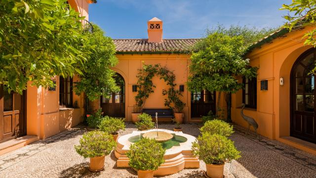 6 bedroom Villa in Marbella