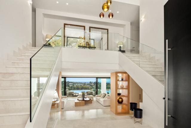 7 bedroom Villa in Estepona