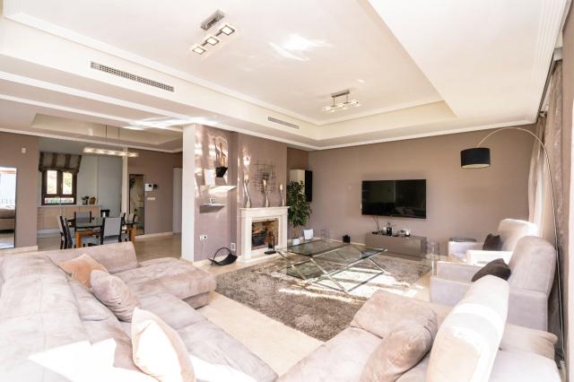 4 bedroom Villa in Benahavis