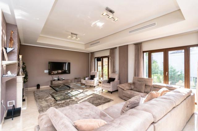 4 bedroom Villa in Benahavis