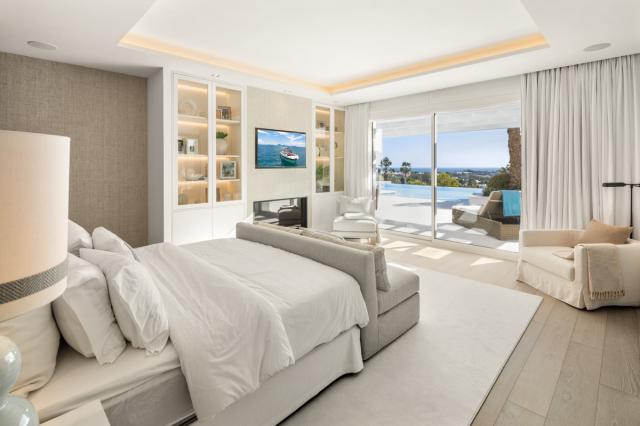 6 bedroom Villa in Marbella