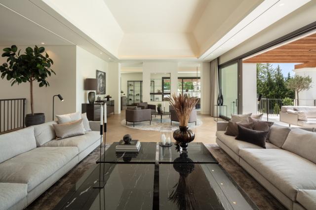 8 bedroom Villa in Marbella