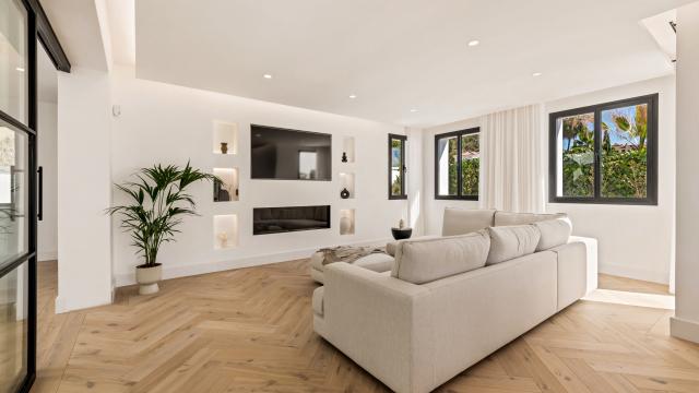 5 bedroom Villa in Marbella