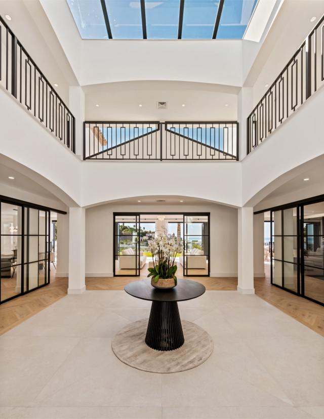 5 bedroom Villa in Marbella