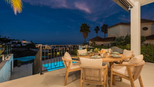 5 bedroom Villa in Marbella
