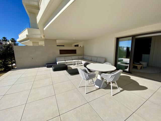 3 bedroom Ground Floor Apartment in Estepona