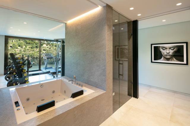 5 bedroom Villa in Benahavis